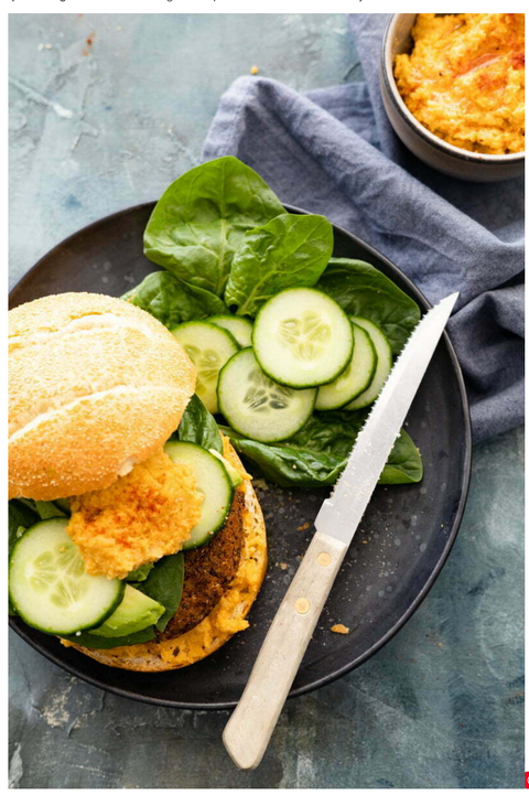 VEGAN QUINOABURGERS MET ADUKIBONEN